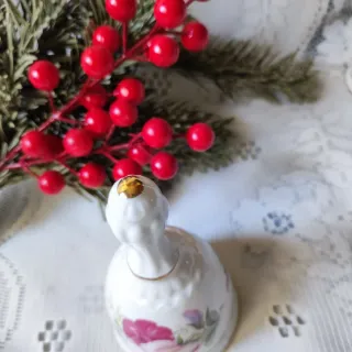 🇬🇧 Coppia campanelle Royal Albert mesi