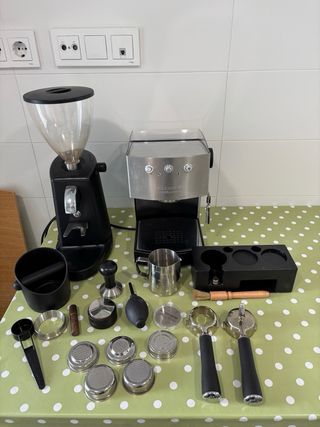 Cafetera Ascaso Arc + Molinillo y Accesorios