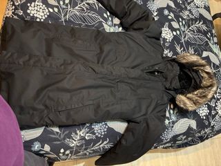 Parka chica plumón negra