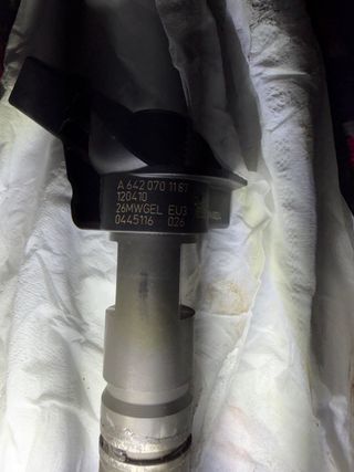 Inyector Mercedes A 642 070 11 87