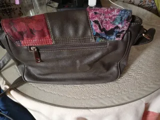 Bolso bandolera multicolor con flor