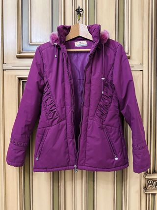 Giubbotto piumino corto viola donna