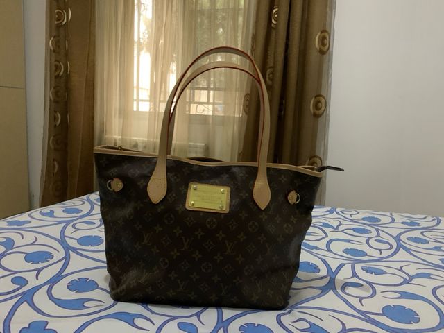 Borsa Louis Vuitton Beige e Marrone