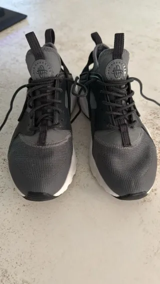 Nike Talla 36.5 Gris/Blanco