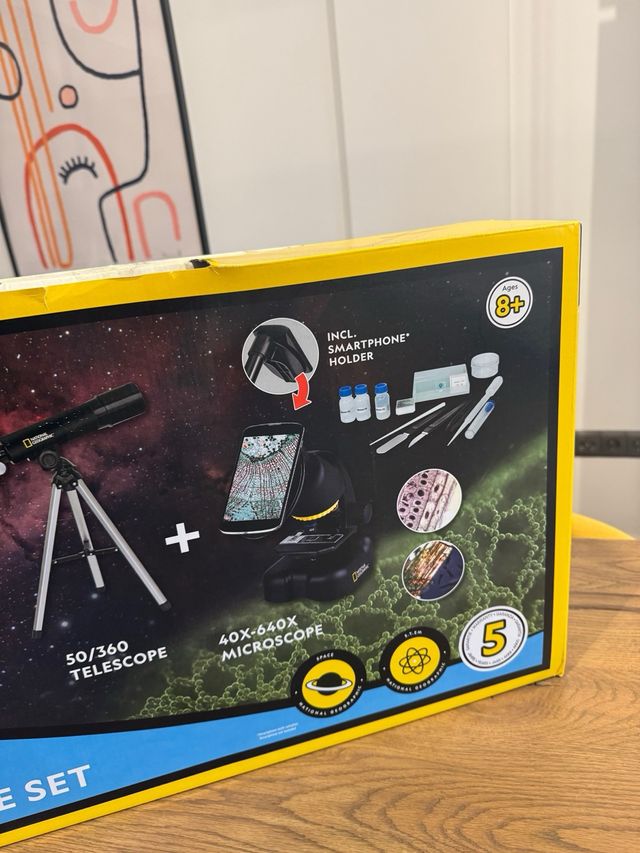 National Geographic Telescopio e Microscopio