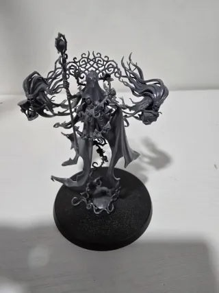 Lady Olynder - Warhammer Age of Sigmar