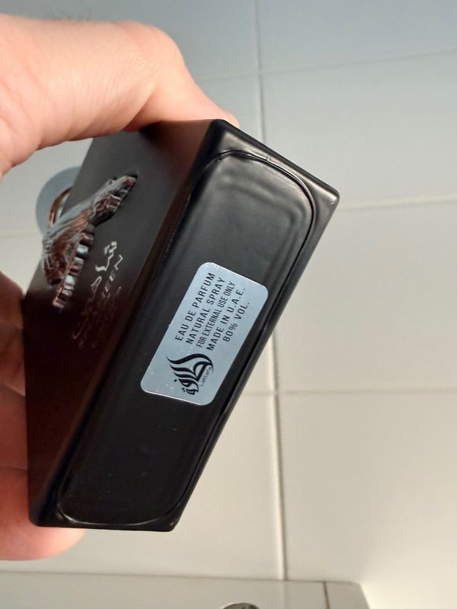 Perfume Lattafa Shaheen Silver Negro