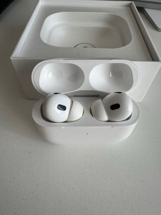 AirPods Pro 2 + Funda de Regalo