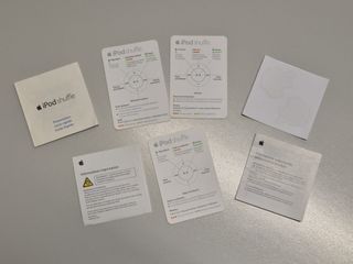 iPod Shuffle 2a Gen (1GB) - Con Caja y Accesorios