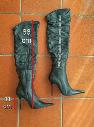 Stivali alti neri con cristalli