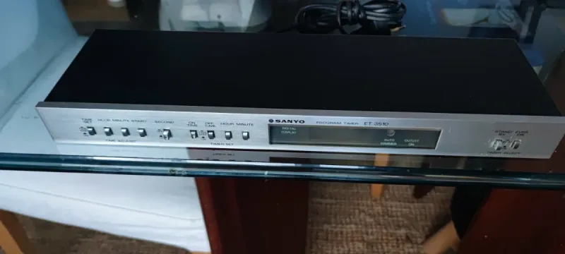 Program Timer Sanyo ET 3510. Programmateur Pour Chaîne Hifi Vintage