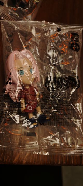 Sakura Naruto Burger King Figure