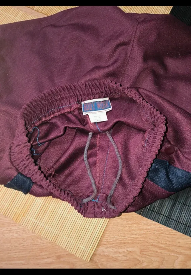 Pantalón deportivo T10