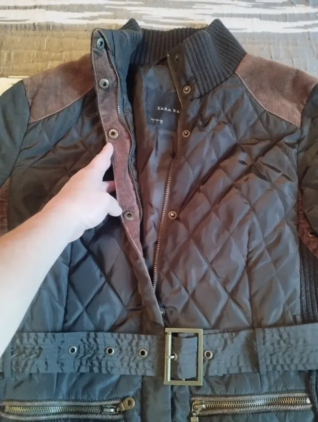 Abrigo corto guateado