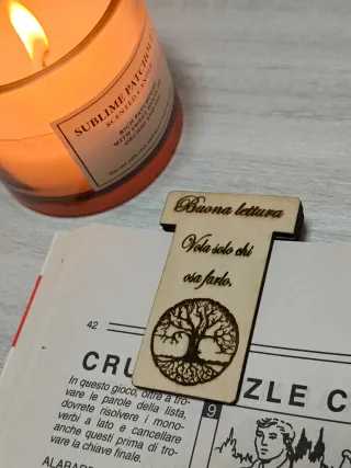 Segnalibro in legno con albero della vita