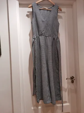 Mono de verano cuadros blanco y negro