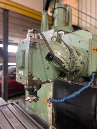 Fresadora LAGUN bancada fija convencional