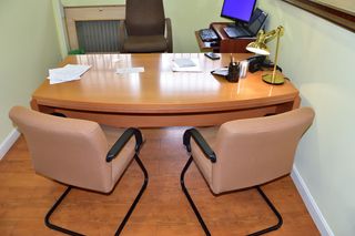 Conjunto Oficina Ejecutivo Mesa y Armario