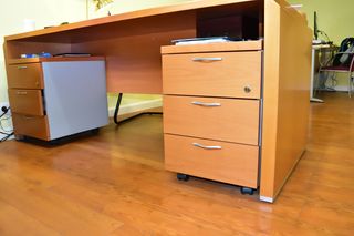 Conjunto Oficina Ejecutivo Mesa y Armario