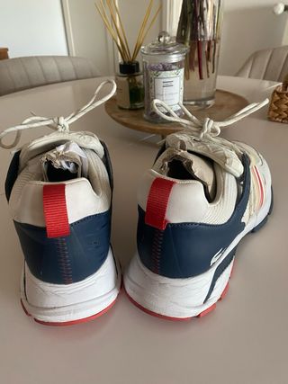 Deportivas Lacoste 3 usos talla 43