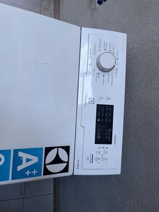 Lavadora Carga Superior Electrolux 6kg A++