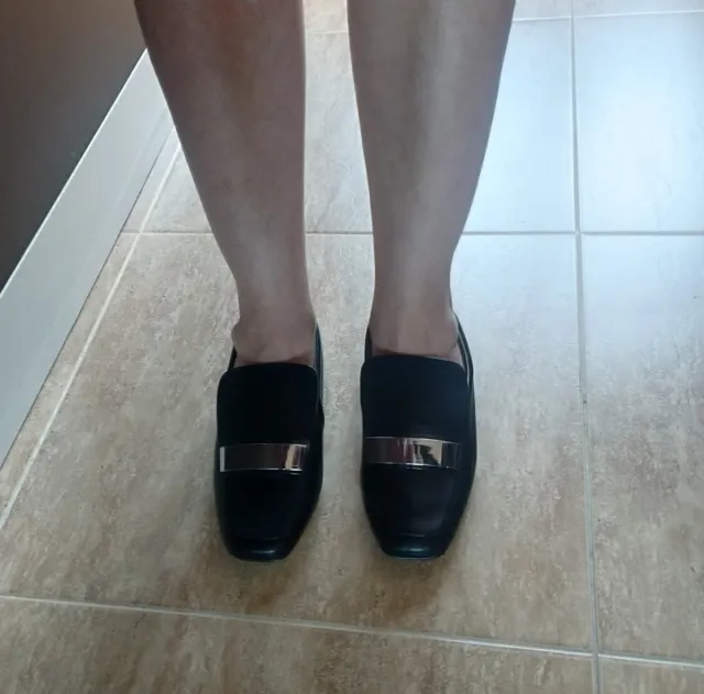 Mocasines negros Parfois con detalle metálico