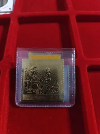 Sello de plata con relieve