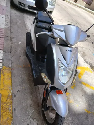 Kymco Agility 50 Plata