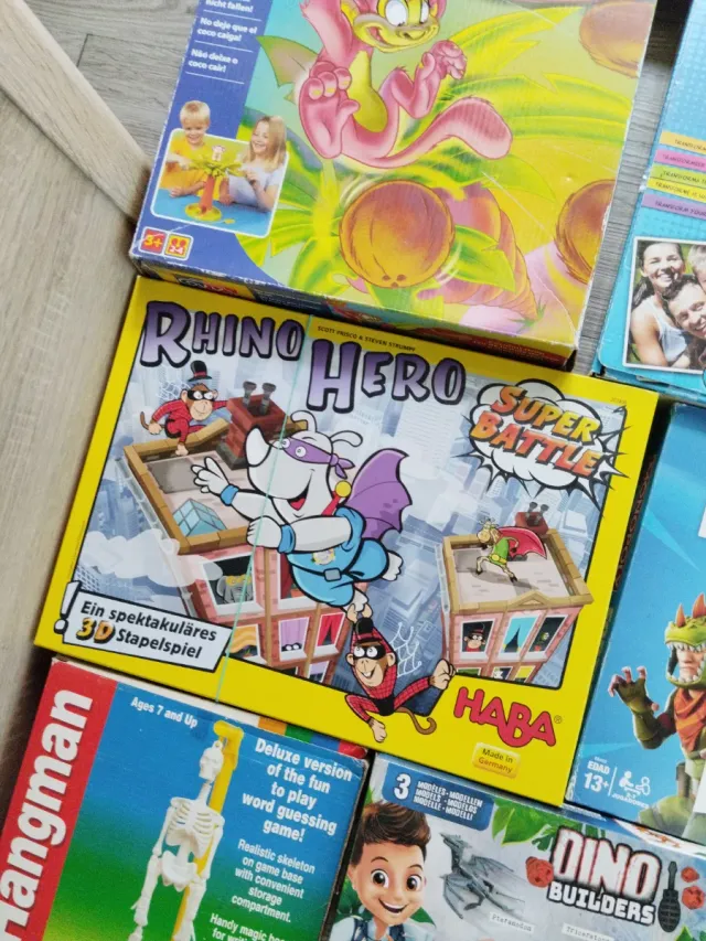 Lote di giochi da tavolo V-Beat, Monopoly, Fortnite