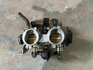 Cuerpo aceleracion TRK 502 admision mariposa