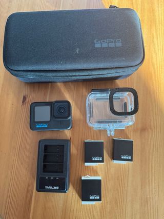 GoPro Hero 11 Black + Accessori