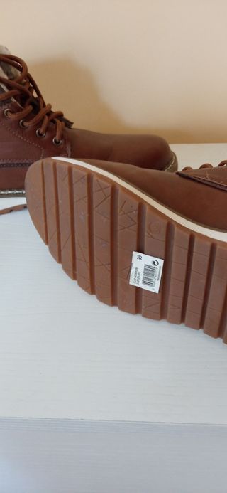 Botas marrones hombre n° 39, 12€
