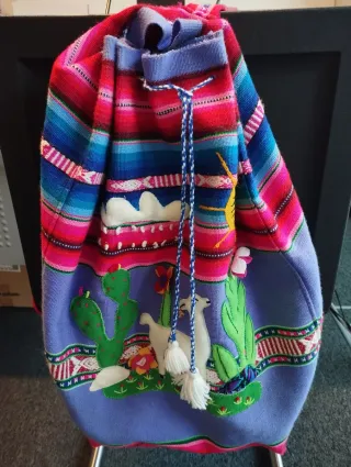 Mochila peruana artesanal multicolor