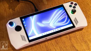 Asus ROG Ally Z1 Extreme + Accesorios