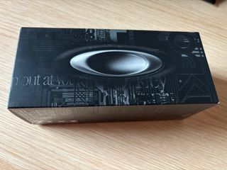 Custodia occhiali Oakley scatola di carta