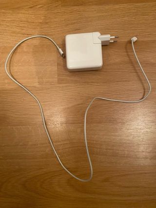 Cargador Apple Mac 86W