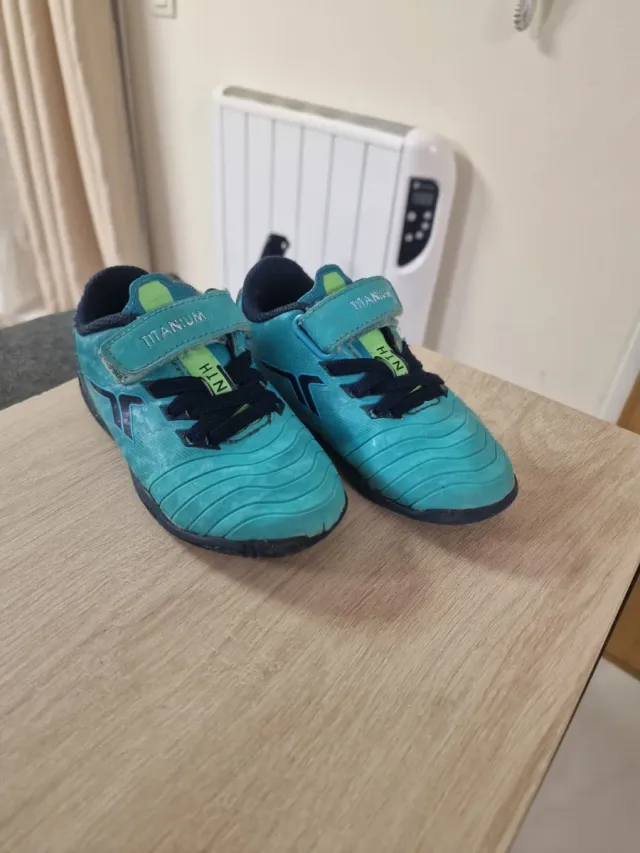 Botas Fútbol Sala Talla 26