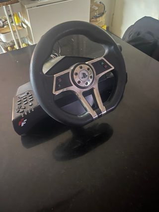 Volante PS4 con pedales + Playseat