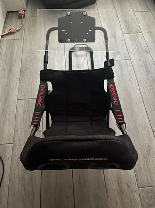 Volante PS4 con pedales + Playseat