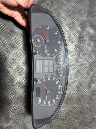 Cuadro Instrumentos Audi A4 2002