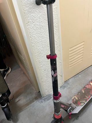 Patinete Oxelo niña rosa y gris