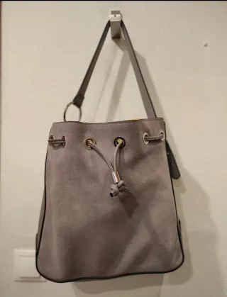 Bolso de mujer gris