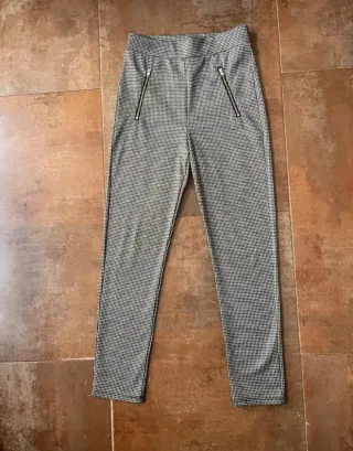 Lote pantalones niña talla 10-12 y XS