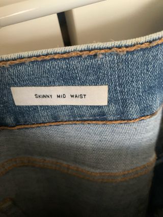 vaquero talla 38 pull and bear