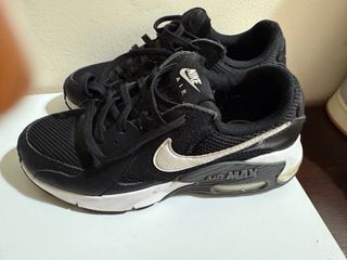 Zapatillas Nike Air Max Negras y Blancas