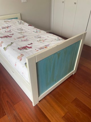 Cama infantil madeira, com gavetão, 2 colchões