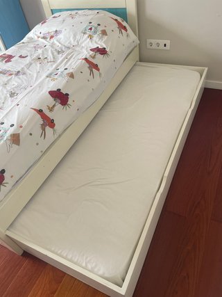 Cama infantil madeira, com gavetão, 2 colchões