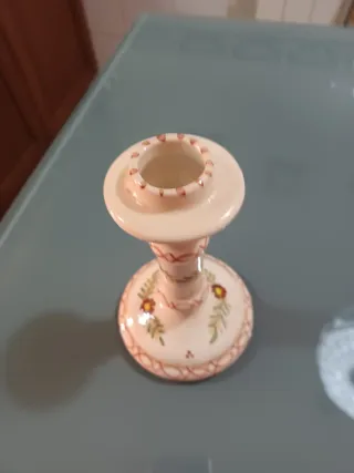 Portavelas de cerámica pintado a mano