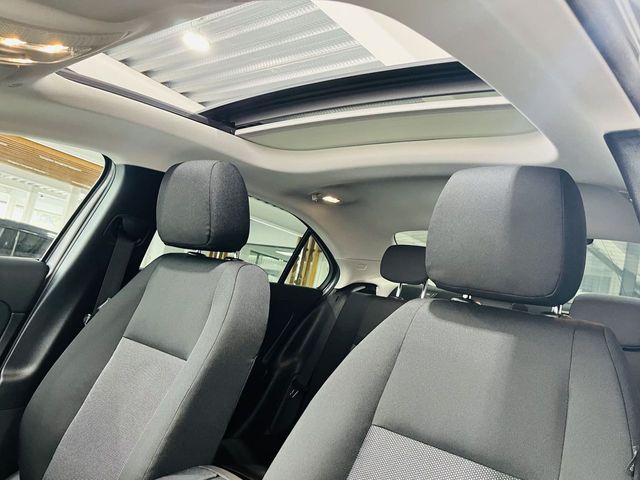 Mercedes Clase A 180 Sedán 1.5 DCI 115 CV