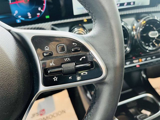 Mercedes Clase A 180 Sedán 1.5 DCI 115 CV